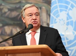 Генсек ООН готов помочь в налаживании отношений России и США