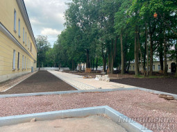 Гатчина преображается: сквер Юность и центр города обновляются