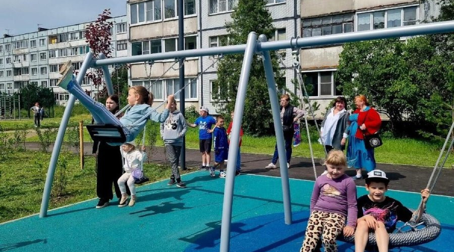 Крылатые качели в Суйде