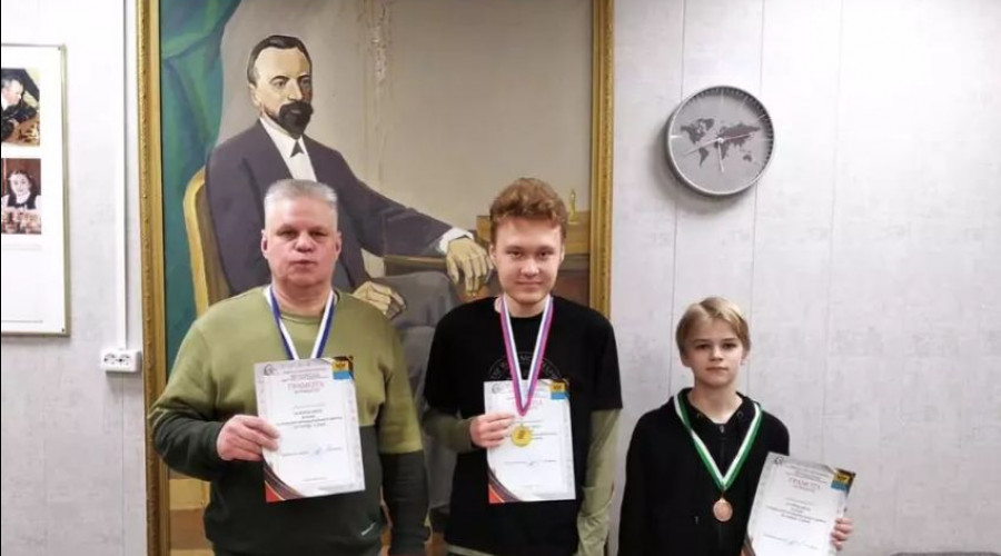 Гатчинские шахматисты разыграли первый рапидный кубок