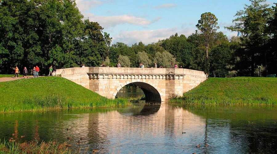 Мосты в Гатчинском парке - прогулка над водными просторами