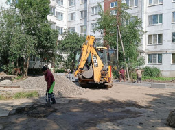 Ремонтные работы по дворах Гатчины
