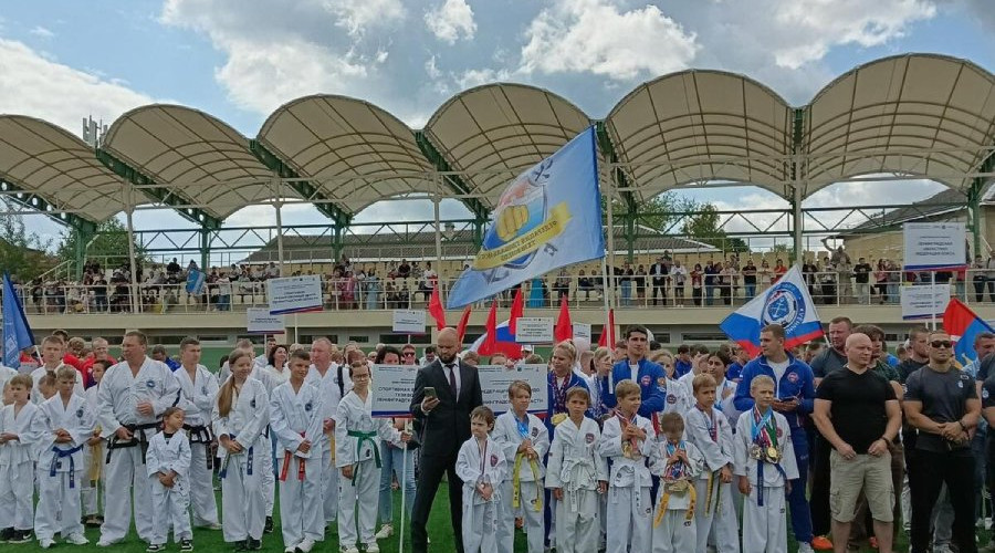 Гатчина стала спортивной столицей Ленинградской области в День физкультурника